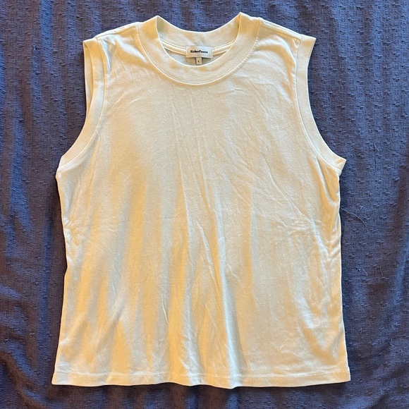 Richer Poorer Easy Tank in Mushroom White Size Large - Picture 3 of 6